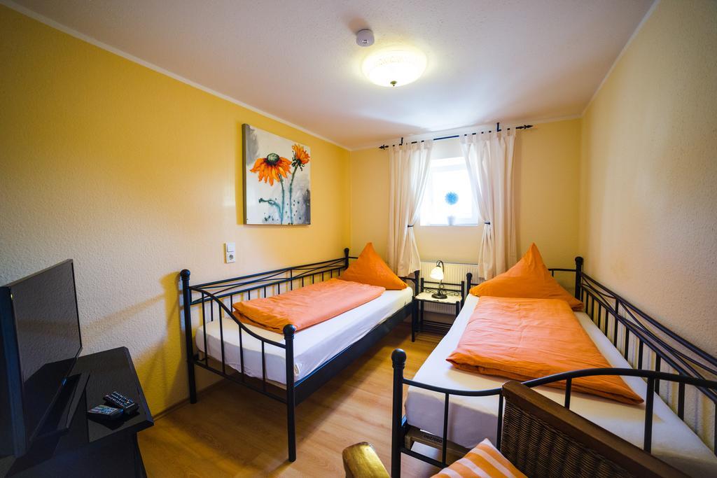 Pension & Appartments Landhaus Bettina פולדה מראה חיצוני תמונה